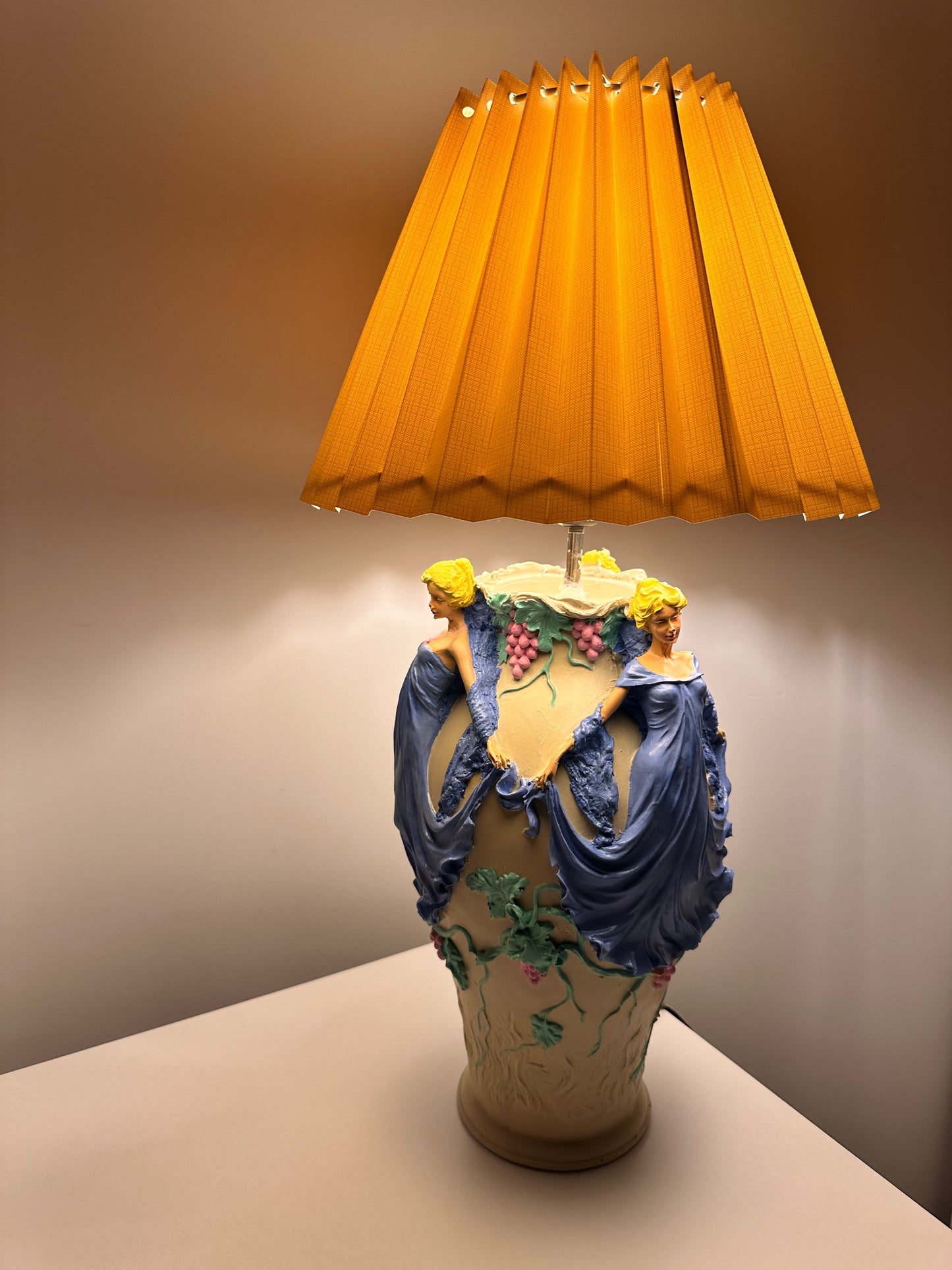 Klasik Sanat Dokulu Abajur