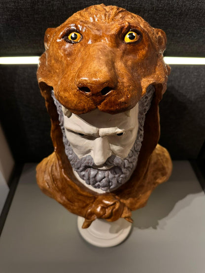 Aslan Postlu Herkül Büstü